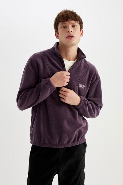 DeFacto Comfort Regular Fit Comfortable Fit Stand Collar Printed Fleece Sweatshirt