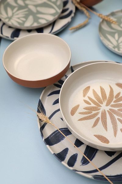 Kütahya Porselen Set de cină Kutahya Porselen Moderna 24 piese pentru 6 persoane – multicolor