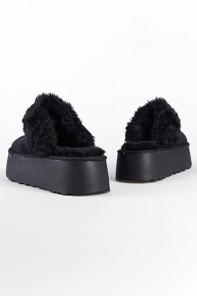 Capone Outfitters Dámské pantofle - chlupatá a uzavřená špička