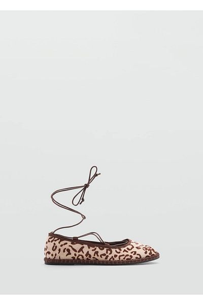 Mango Teen Features of Shoes - Comfortable and Fashionable