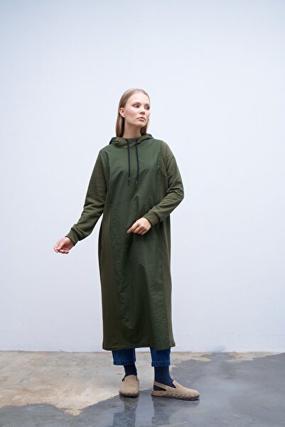 QANU Swea lung verde tricou - cu secțiuni