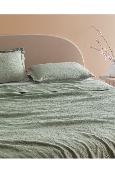 Madame Coco Chantal Single 100% Cotton Bedspread - Khaki