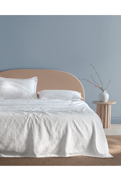 Madame Coco Chantal Double 100% Cotton Bedspread - White