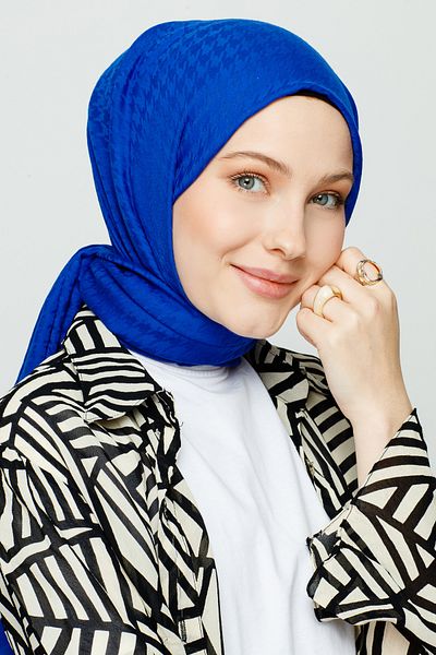 VALORSCARF Saks Blue Houndstooth Pattern Shawl