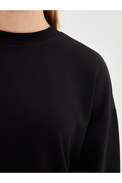 LC Waikiki Lcw Bisiklet Yaka Düz Oversize Kadın Sweatshirt