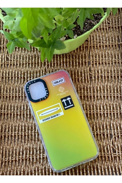 Mopal iPhone 11  yanardönerli sarı sert kılıf