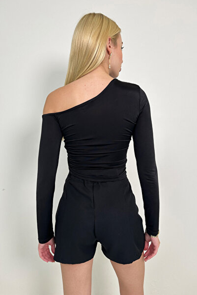 VAGGON Γυναικεία μαύρη ασύμμετρη μπλούζα με λαιμόκοψη Sandy Crop Prm1145