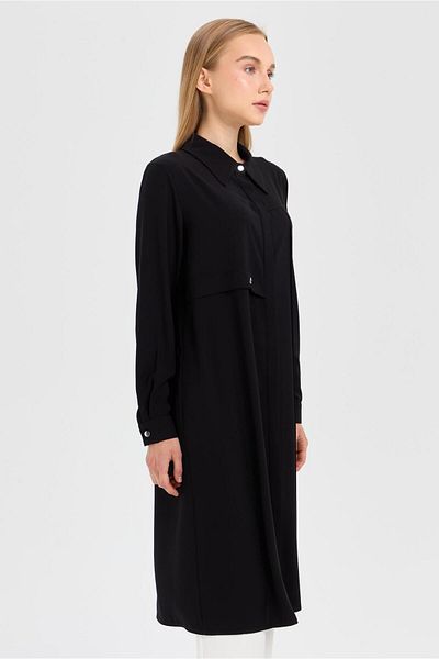 Esswaap Black Long Saviour Tunic - Sewing and Crest Detail