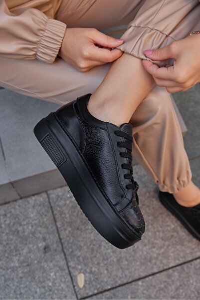 NILUFARR Russi Siyah Hakiki Deri Kadın Sneaker