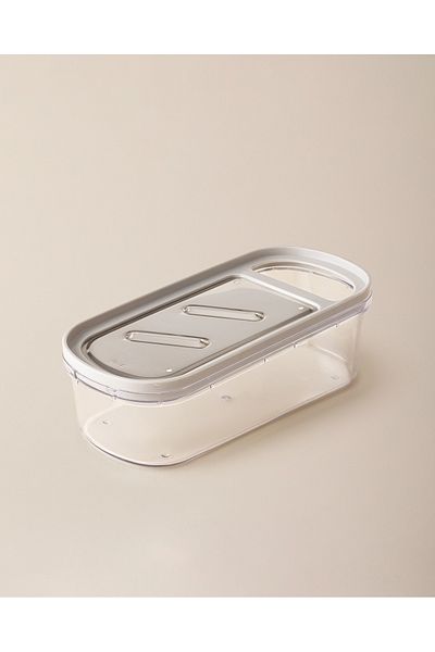 Madame Coco Elroy 2-Piece Soft Gray Grater Set