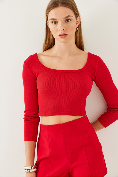 Bianco Lucci Kadın Kare Yaka Uzun Kollu Basic Crop Bluz 2405 60351046