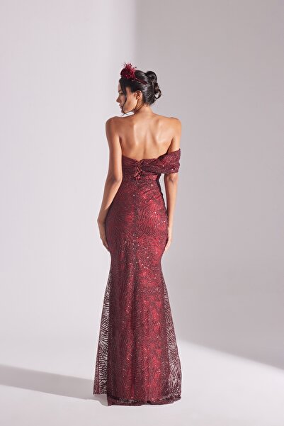 BETTY & SAM ASTER Parıltılı Düşük Omuz Balık Etek Abiye