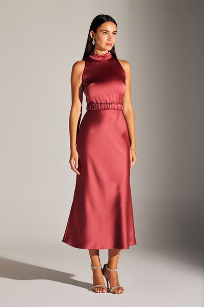 BETTY & SAM SIENA ÄRMELLOSES MADDEN-KRAGEN-NACHTKLEID AUS VENEDIG-ROTEM SATIN