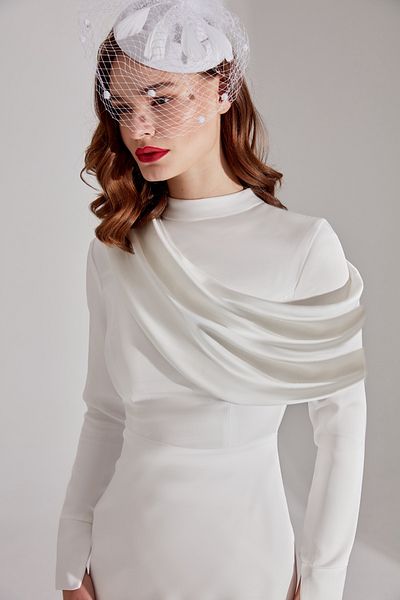BETTY & SAM Νυφικό με λευκό ντραπέ Megan Chief Collar