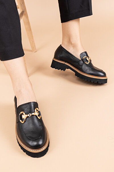 Getcho Aspes Жіночі шкіряні чорні лофери