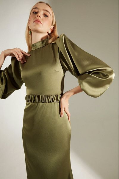 BETTY & SAM Šaty s balonovým rukávem Berthe Magnificent Collar Khaki