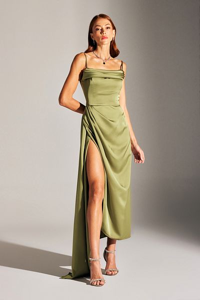 BETTY & SAM Violettes KHAKI-Trägerkleid mit Drapierung