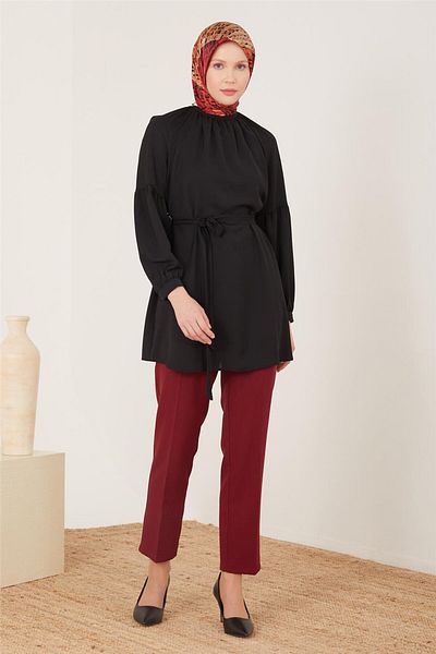 Armine Pantaloni roșii Claret - Model 23yd9253