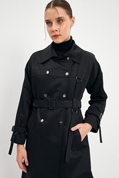 Zühre Kemerli Kol Detaylı Siyah Trençkot 13538