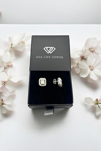 ADA LİFE GÜMÜŞ 925 Ayar Gümüş Üç Taş Baget Çivi Küpe(ÖZEL KUTULU)