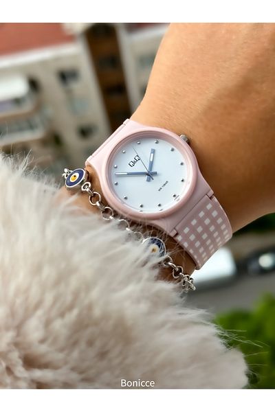 Q&Q Pink Silicone Cord, 10 Bar Waterproof (Suitable for Pool, Marine Use) Women's Wristwatch