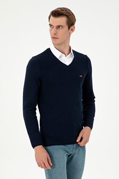 U.S. Polo Assn. Men's Slim Fit V-Neck Navy Blue Sweater 50297063-Vr033