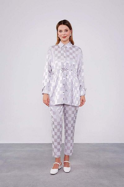 Levidor Gray Geometric Patterned Double Suit with Waist Tunnel