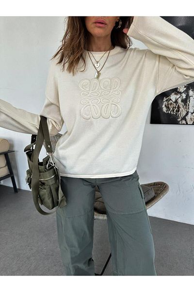 YouLikeButik Knitwear Sweater - Embossed Logo