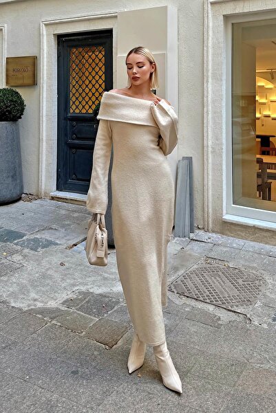 Swist Beige Que Madonna Collar Slit Knitted Women's Knitwear Midi Dress