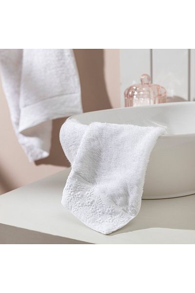 Chakra 30X50 cm White Sophian Hand Towel