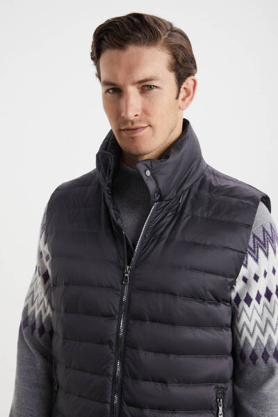 Hemington Koyu Gri Activewear Kaz Tüyü Şişme Yelek