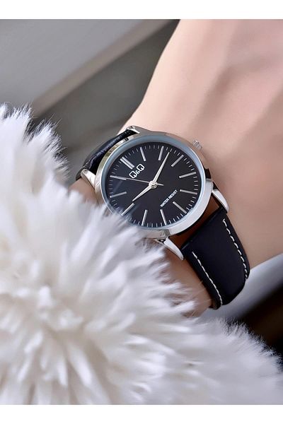 Q&Q Elegant Thin Case Women Leather Cord Wrist Watch