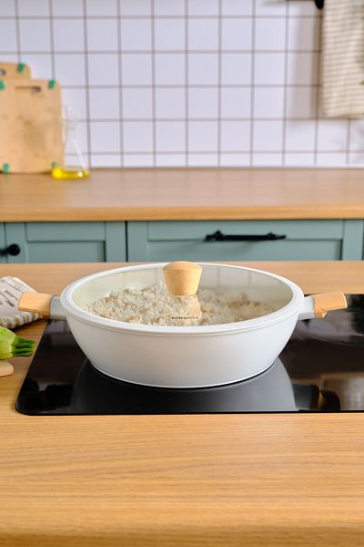 Karaca Swiss Crystal Almond Cream Induction Bottom Karnıyarık Κατσαρόλα 26 εκ