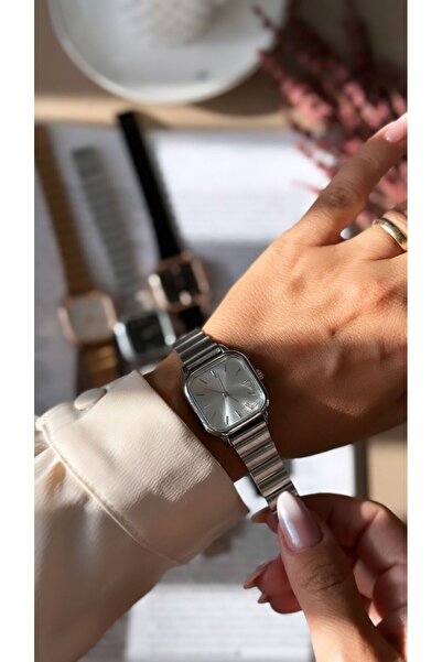 Has Retro Silver Women's Watch