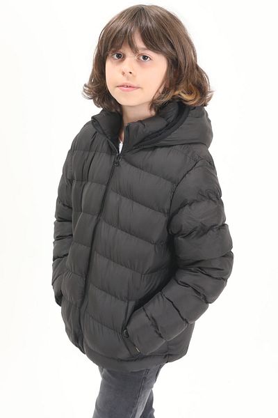 Cansın Mini Palton puf negru cu cusătură simplă pentru băiat 15636