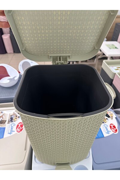 LeesHome 22 Lt Wicker Pedal Inner Bucket Plastic Trash Can Beige with Lid 37X30X38 cm