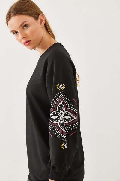 Bianco Lucci Дамски бродиран суичър с кръгла яка 4020 60351054