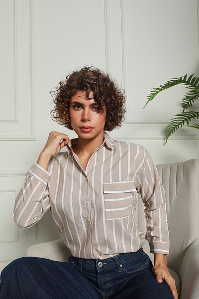 Butik Тъкана риза с един джоб в цвят млечно кафе на райета 1500042