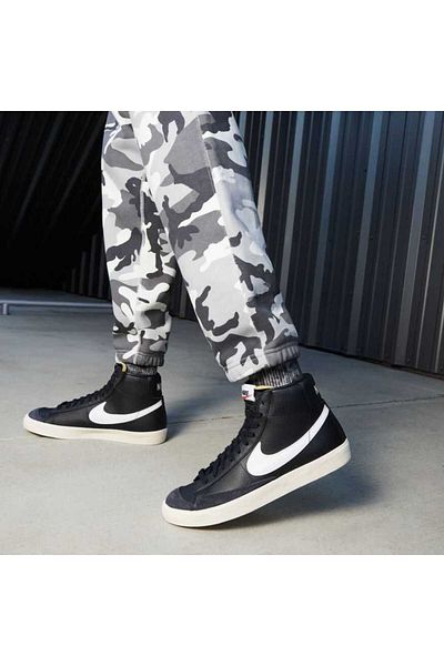 Nike Blazer Mid '77 Vintage - Pantofi negri pentru bărbați
