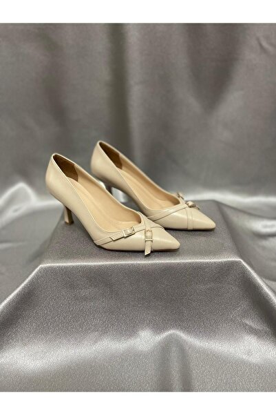 shoezy Retro Bej Deri Topuklu Ayakkabı