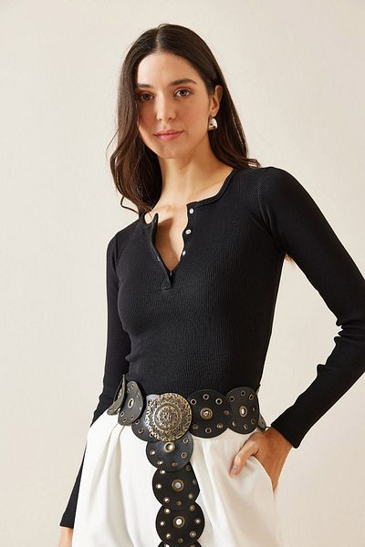 XHAN Black Placket Camisole Blouse 5Kxk2-48993-02