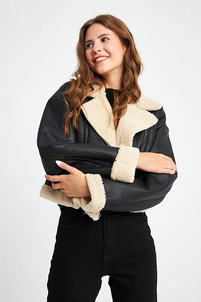 Ecrou Palton crop din piele artificială cu fermoar din blană neagră pentru femei