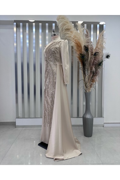 Genel Markalar Kuyruklu Saten Abiye Yaprak