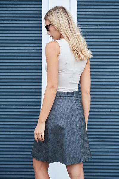 Jument Блуза с квадратна яка и без ръкави от ликра, стилна и лъскава материя, боди - цвят "камък"