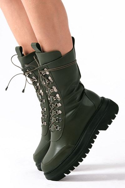Mio Gusto Green Color Leather Fur Lined Women's Boots