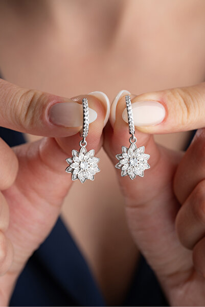 Silvano Jewelry 925 Ayar Gümüş Beyaz Lotus Küpe