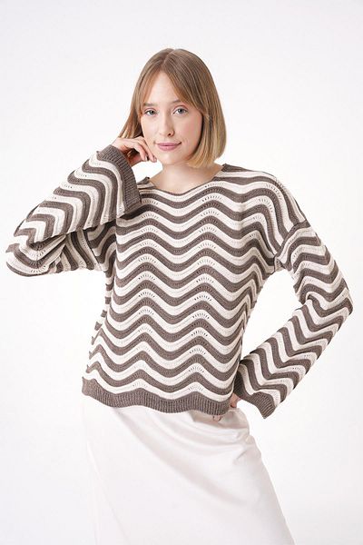 CHUBA Women's Spanish Sleeve Comfortable Fit Crew Neck Knitwear Sweater Brown-Beige 25W3007