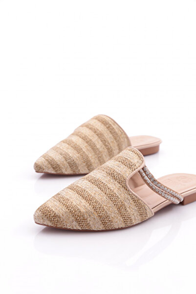 DGN Kadın Taş Süslemeli Terlik Ten Hasır 2623497216772322