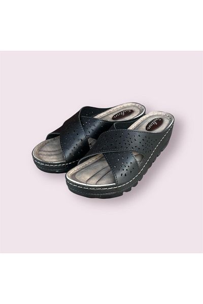 Akım Akim Women's Black Large Size Orthopedic Stitched Mother Slippers