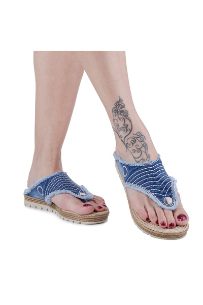 Butik JEANOLOG JEANS SLIPPERS SOFT SOLE STRAW PATTERN Flip Flops كاجوال